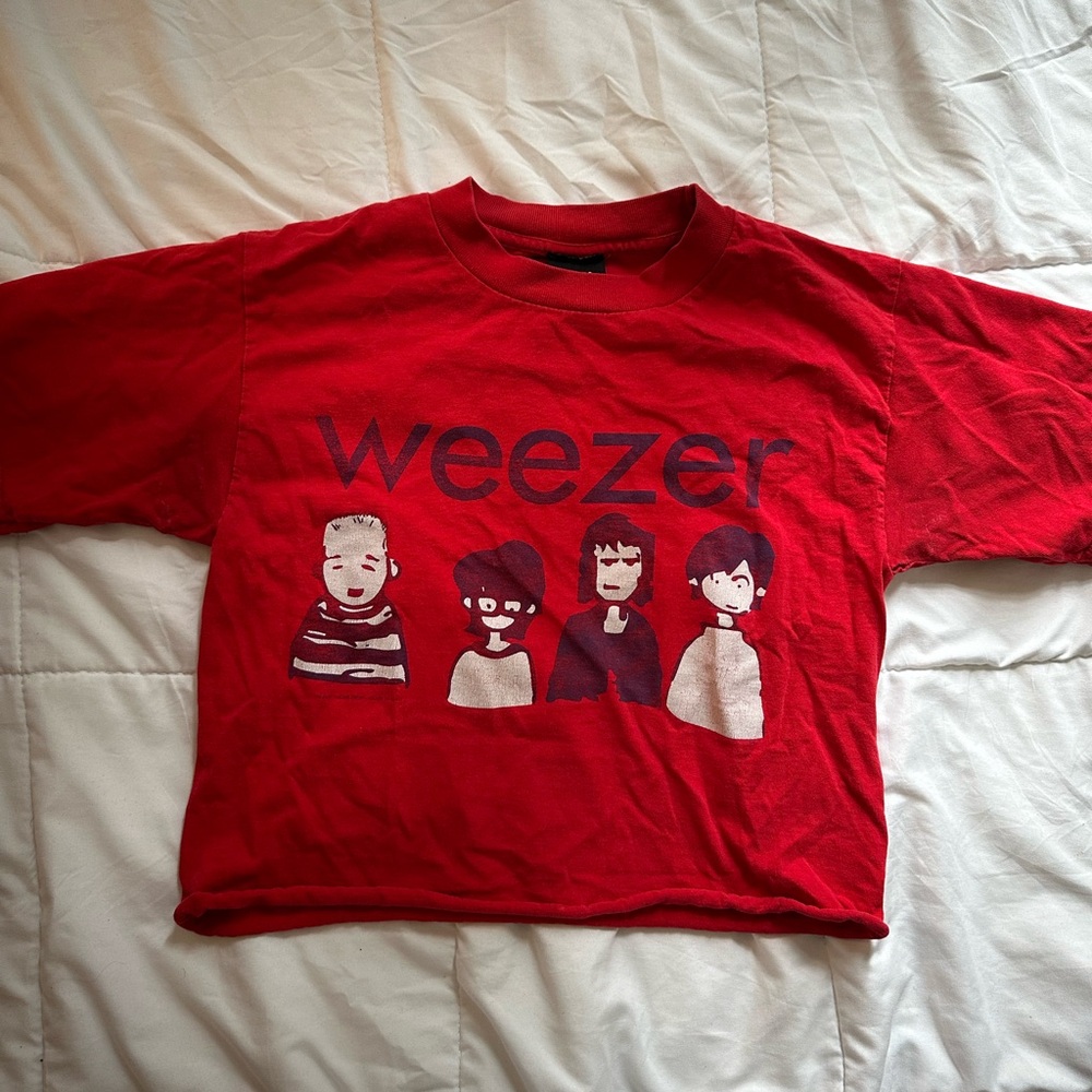 Weezer Tee